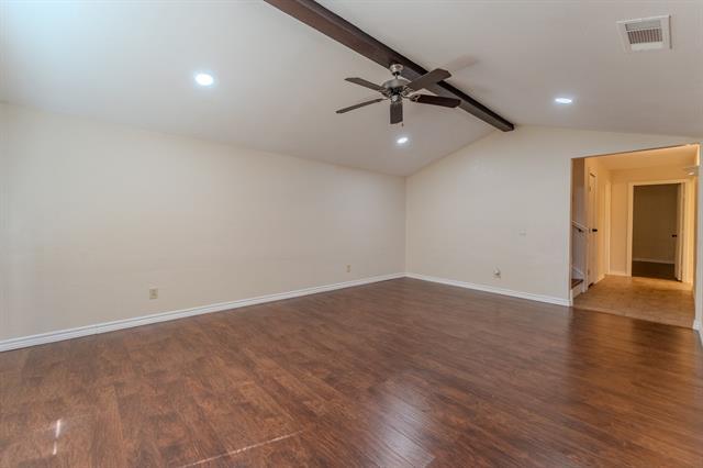 Building Photo - 922 Shady Creek Ln