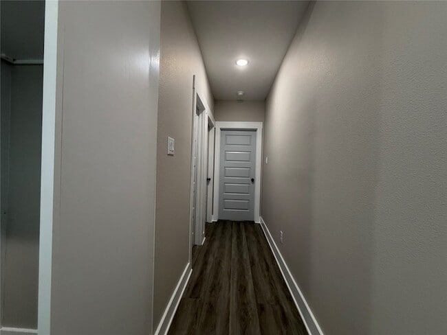 Building Photo - 8114 Double