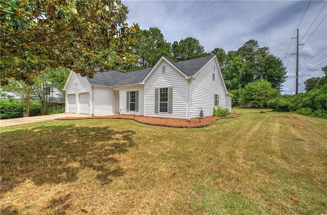 Building Photo - 4100 Chanticleer Dr NW
