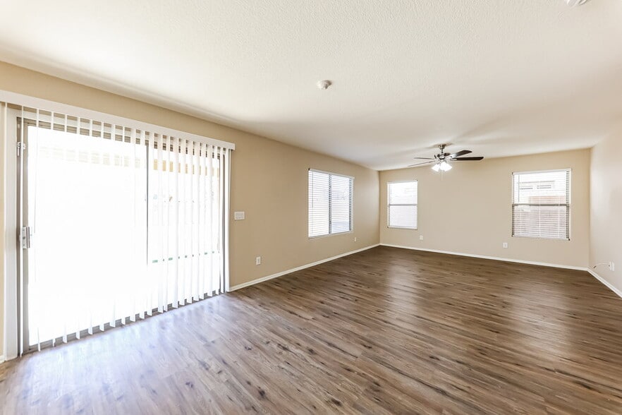 Building Photo - 12429 W Montebello Ave