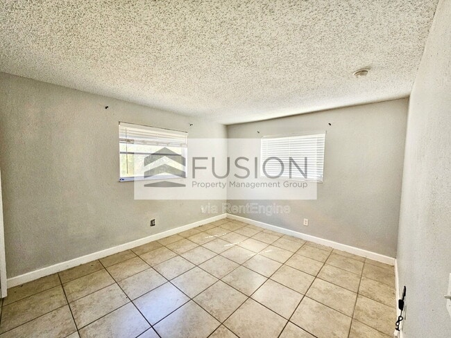 Building Photo - 400 NW 65th Ave