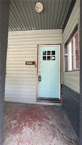Building Photo - 6960 Monticello St