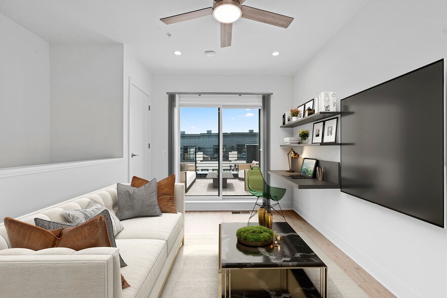 Top floor bedroom with bonus media room to rooftop - 2609 Platt Ct NW