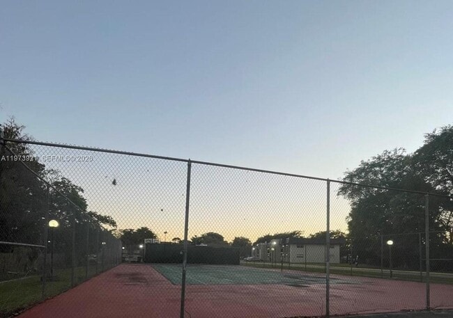 Building Photo - 7911 N Colony Cir