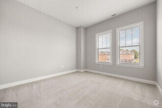 Building Photo - 4500 Limestone Rd