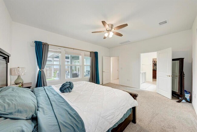 Building Photo - 411 Ravens Crst Dr