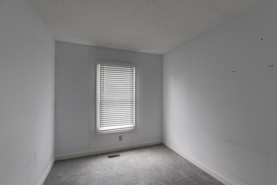 Building Photo - 1821 Whittier St