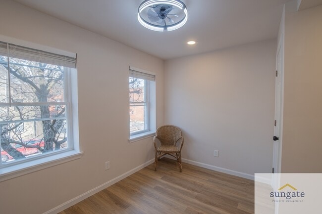 Building Photo - 1911 Eastern Ave