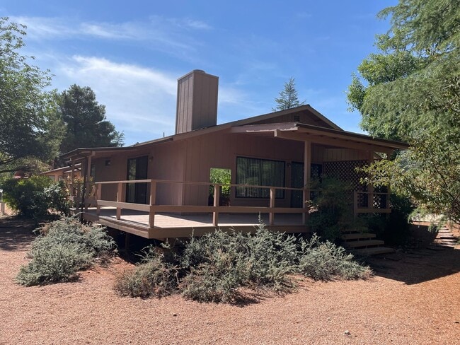 Building Photo - Village of Oak Creek  6-MONTH LEASE TERM