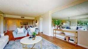 Building Photo - 1120 N Shore Dr NE