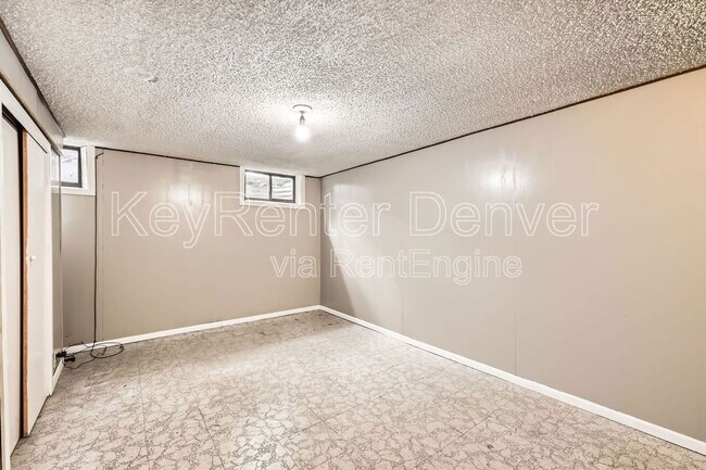 Building Photo - 8410 W 3rd Pl