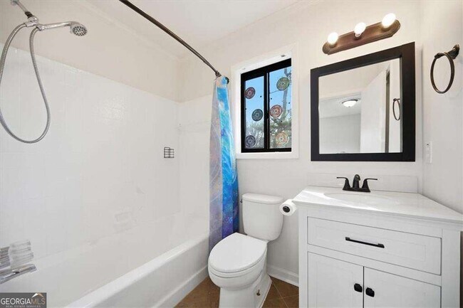 Building Photo - 530 Matterhorn Way