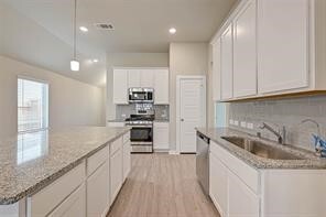 Building Photo - 21630 Sandy Dune Dr