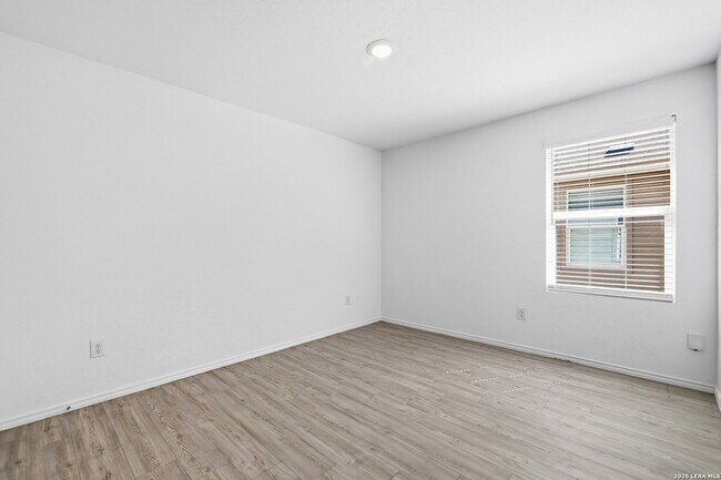 Building Photo - 306 Ambush Ridge