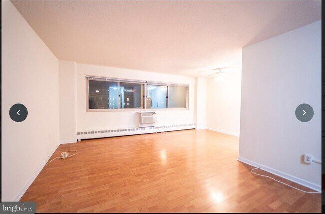 Building Photo - 2101 Chestnut St