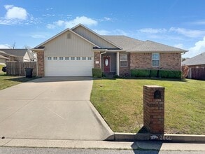 Building Photo - 2060 Kalei Ln