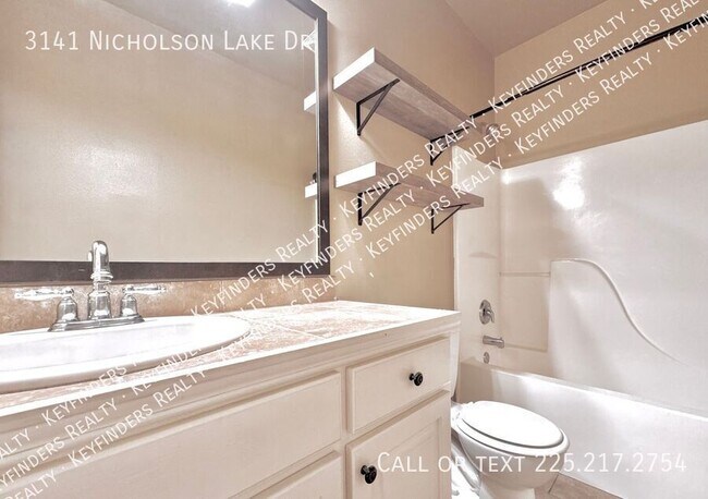 Building Photo - 3141 Nicholson Lake Dr