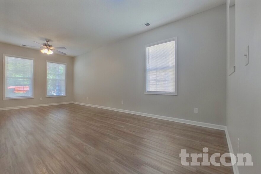 Building Photo - 158 Palmetto Park Cir