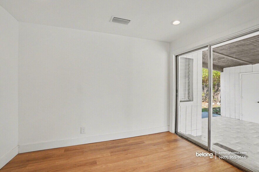 Building Photo - 1112 Myrtle Ln