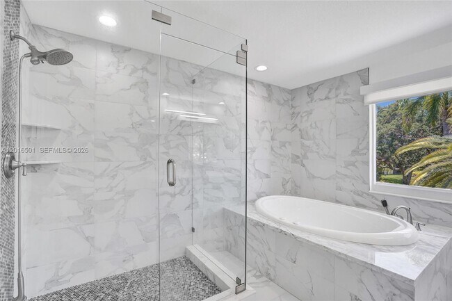 Building Photo - 4024 Frances Dr