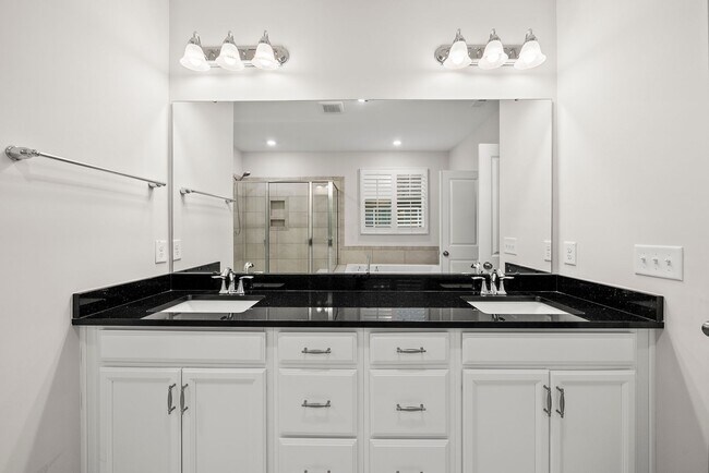 Building Photo - 2116 Curry Mdw Wy