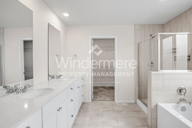 Building Photo - * COMING SOON 09/09/2025* LIberty Lake 4 b...