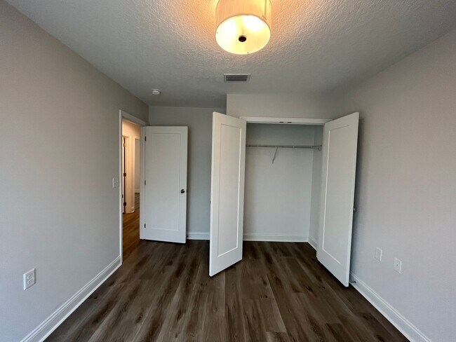 Building Photo - 3276 Kelsee Cir
