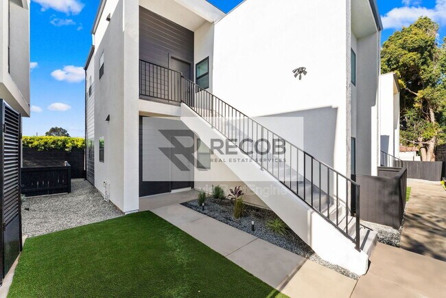 Building Photo - 6730 Mohawk St