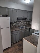 Building Photo - 103 Thornwell Ct