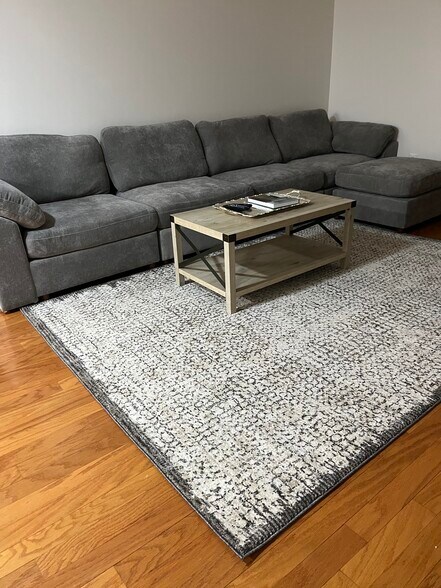 Building Photo - 2024 Gov Thomas Bladen Way