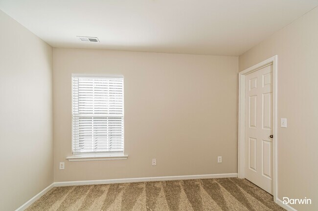 Building Photo - 1824 Creek Oak Circle, Fuquay Varina, NC 2...
