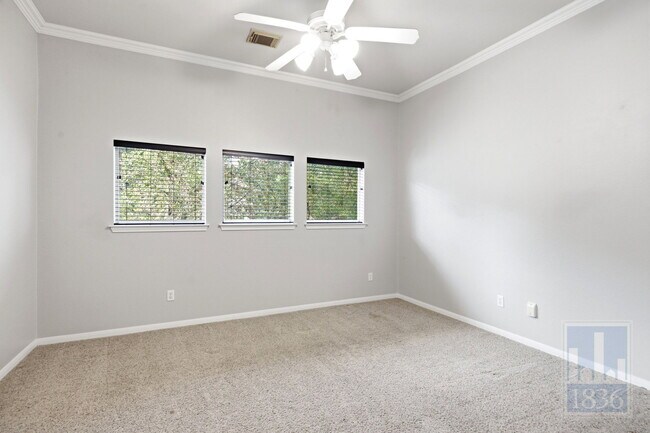 Building Photo - 6624 Nusser Ln