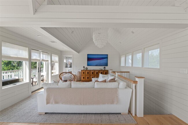 Building Photo - 1005 Surf View Walk