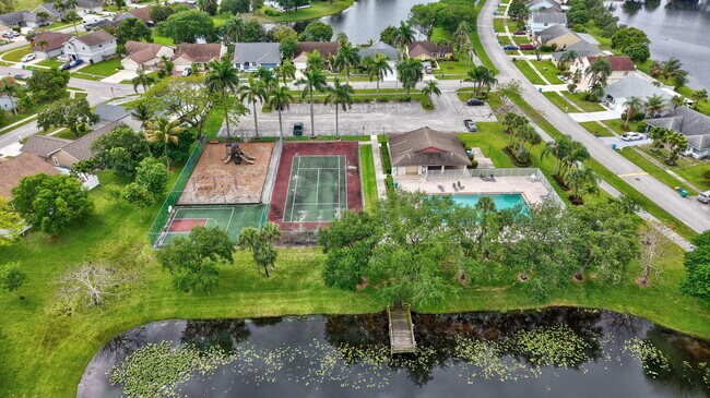 Building Photo - 1751 Banyan Creek Ct