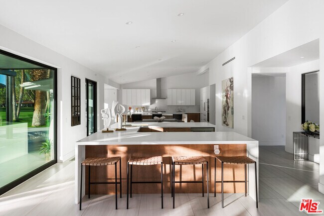 Building Photo - 49723 Ave Montero