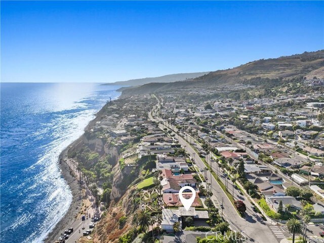 Building Photo - 2105 W Paseo Del Mar