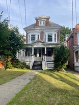 Building Photo - 12 S Lake Ave