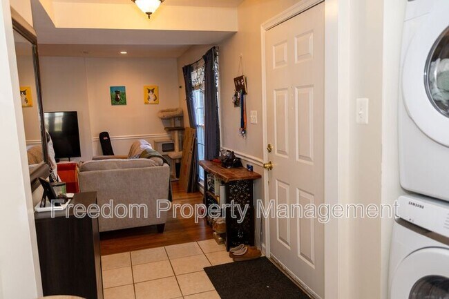 Building Photo - 5317 Macwood Dr