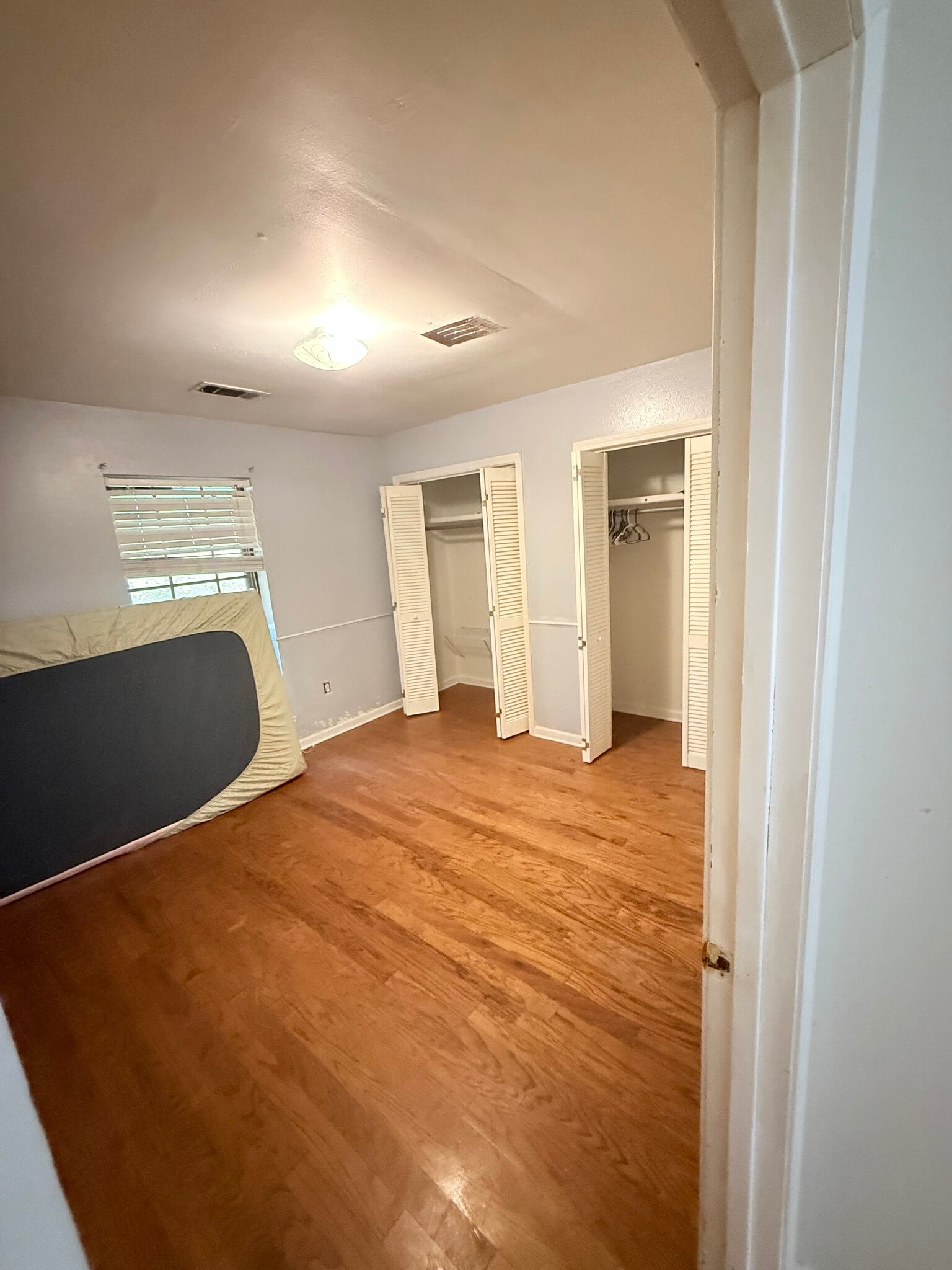 Building Photo - 2011 Aspenwood Dr