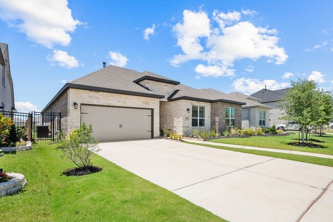 Building Photo - 31051 Sun Vly Dr