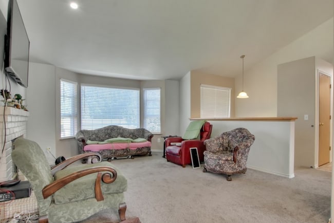 Building Photo - 3-Bedroom Home + Bonus Room, Large Fenced Yard & 2-Car Garage — Graham