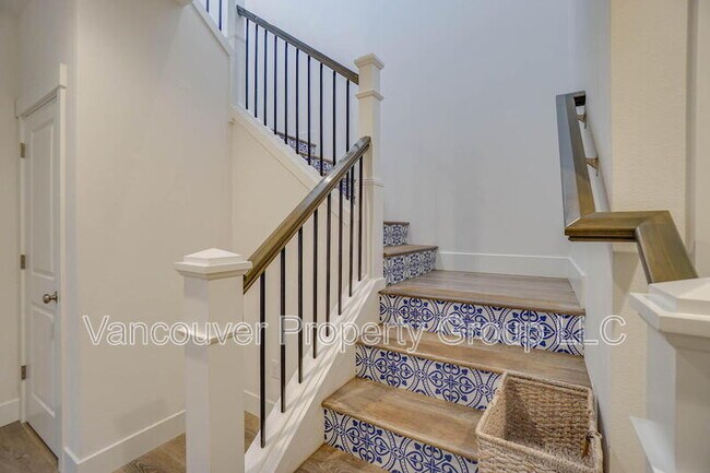 Building Photo - 8704 N 2nd Loop