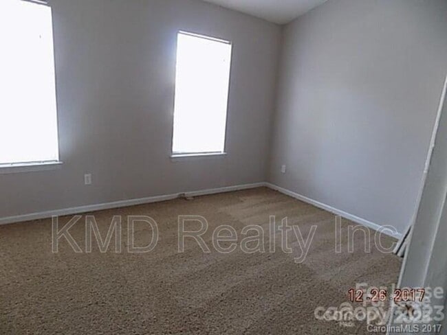 Building Photo - 6425 Windsor Gate Ln