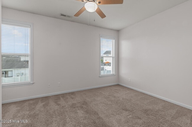 Building Photo - 261 Caldwell Loop