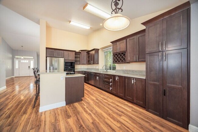 Building Photo - Welcome to this STUNNING 4-bedroom, 2.5-ba...