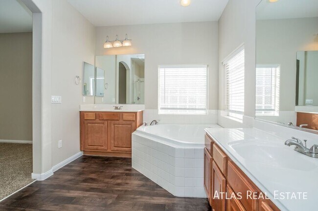 Building Photo - 7630 Riva Ridge St