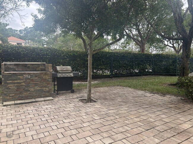 Building Photo - 1239 Imperial Lake Rd