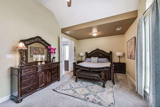 Building Photo - 27208 Starry Oaks Dr