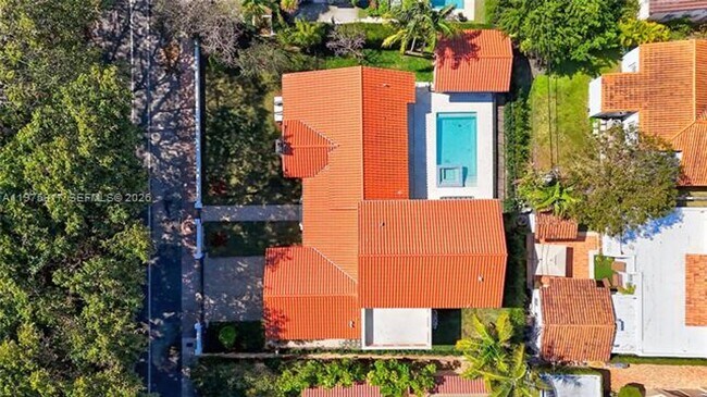 Building Photo - 519 Alhambra Cir