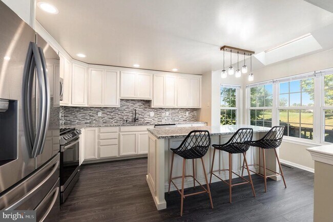 Building Photo - 131 Gleneagles Dr